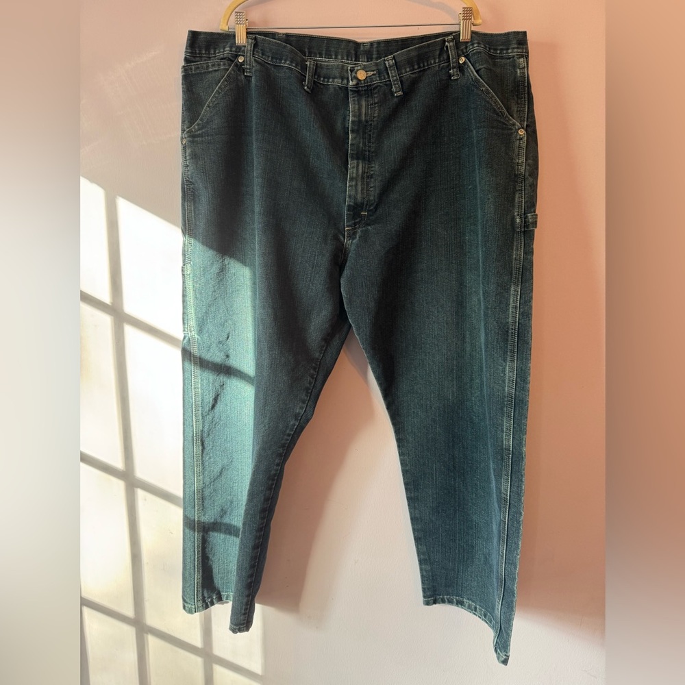 Wrangler Relaxed Fit Dark Blue Jeans